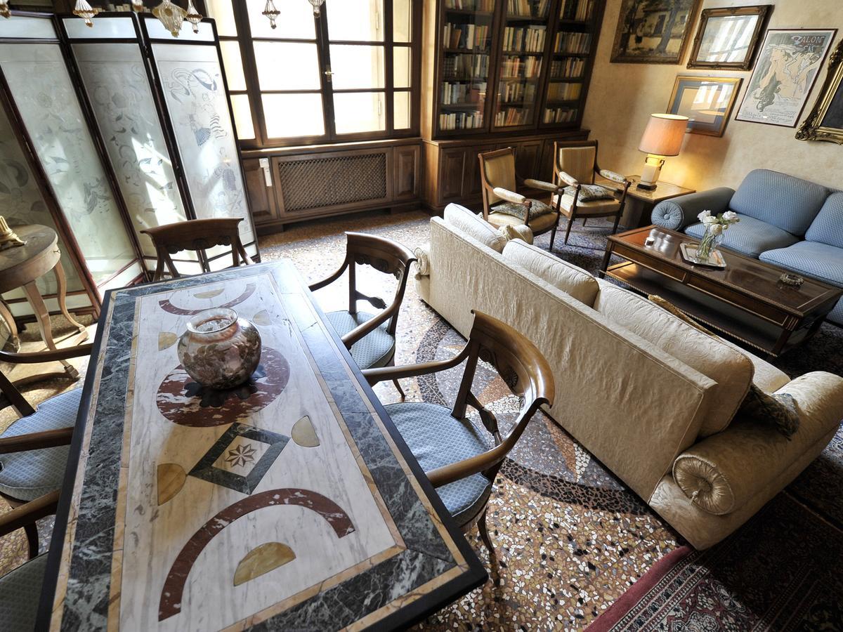 Ur-Nest Strada Maggiore Bologna Luaran gambar